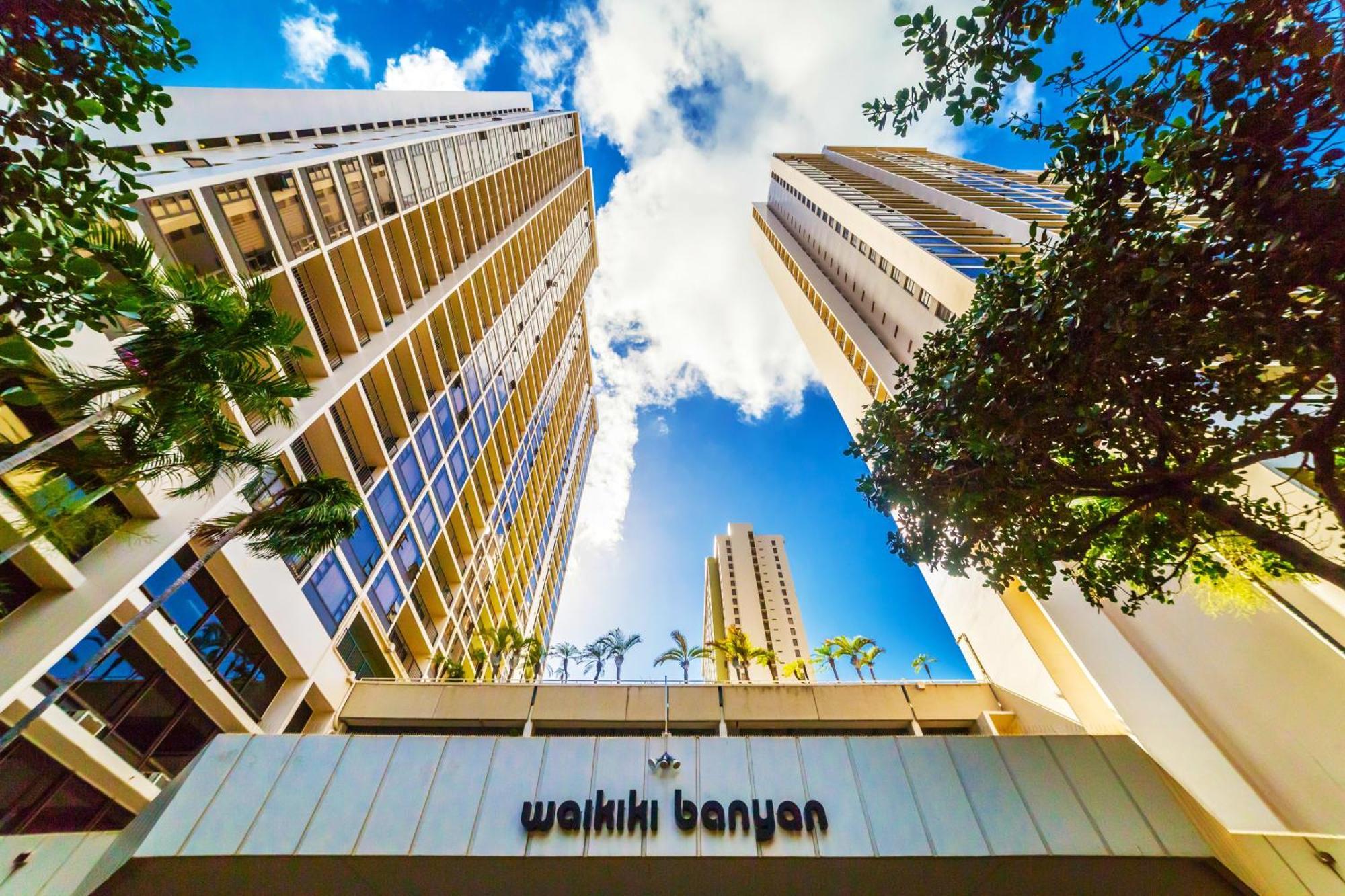 Great Ocean View Condo, Near Beach With Free Parking! 호놀룰루 외부 사진