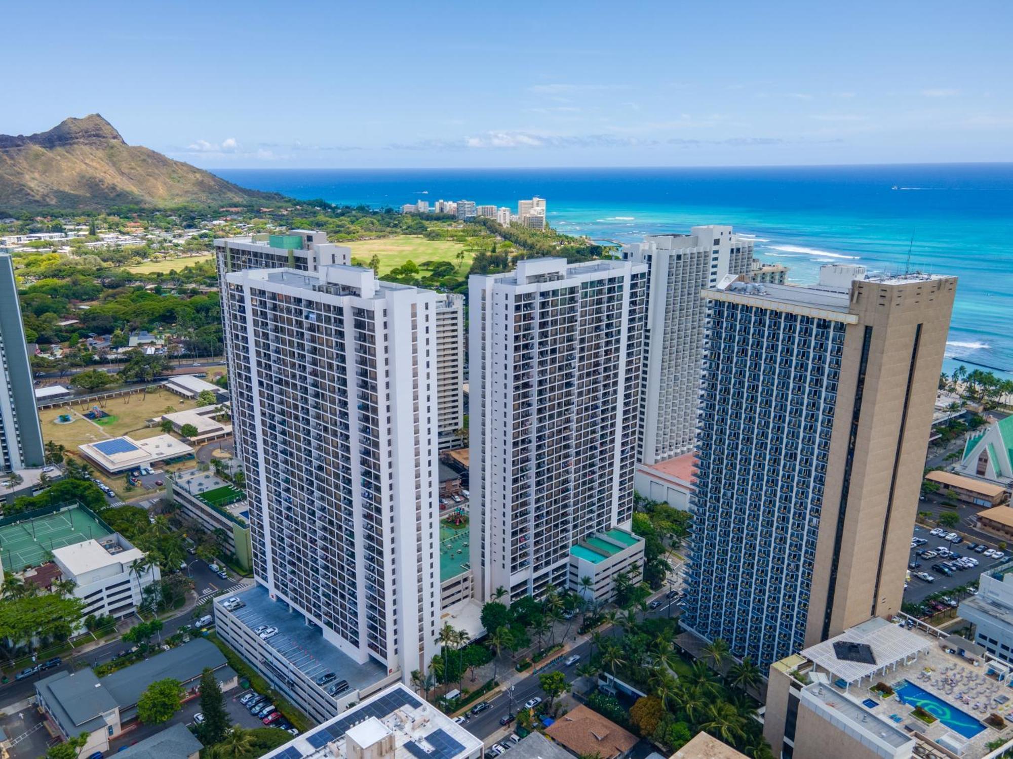 Great Ocean View Condo, Near Beach With Free Parking! 호놀룰루 외부 사진